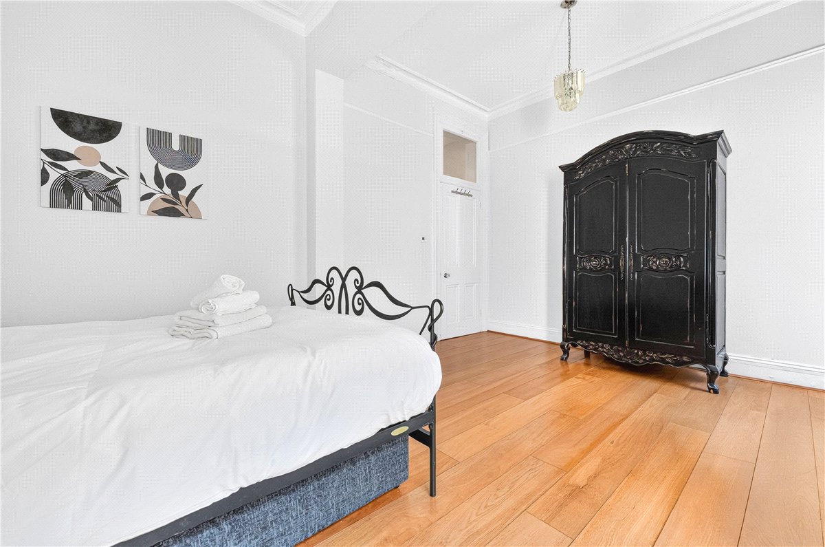 3 bedroom Flat, Cabbell Street, London, NW1 - Available, Image 13