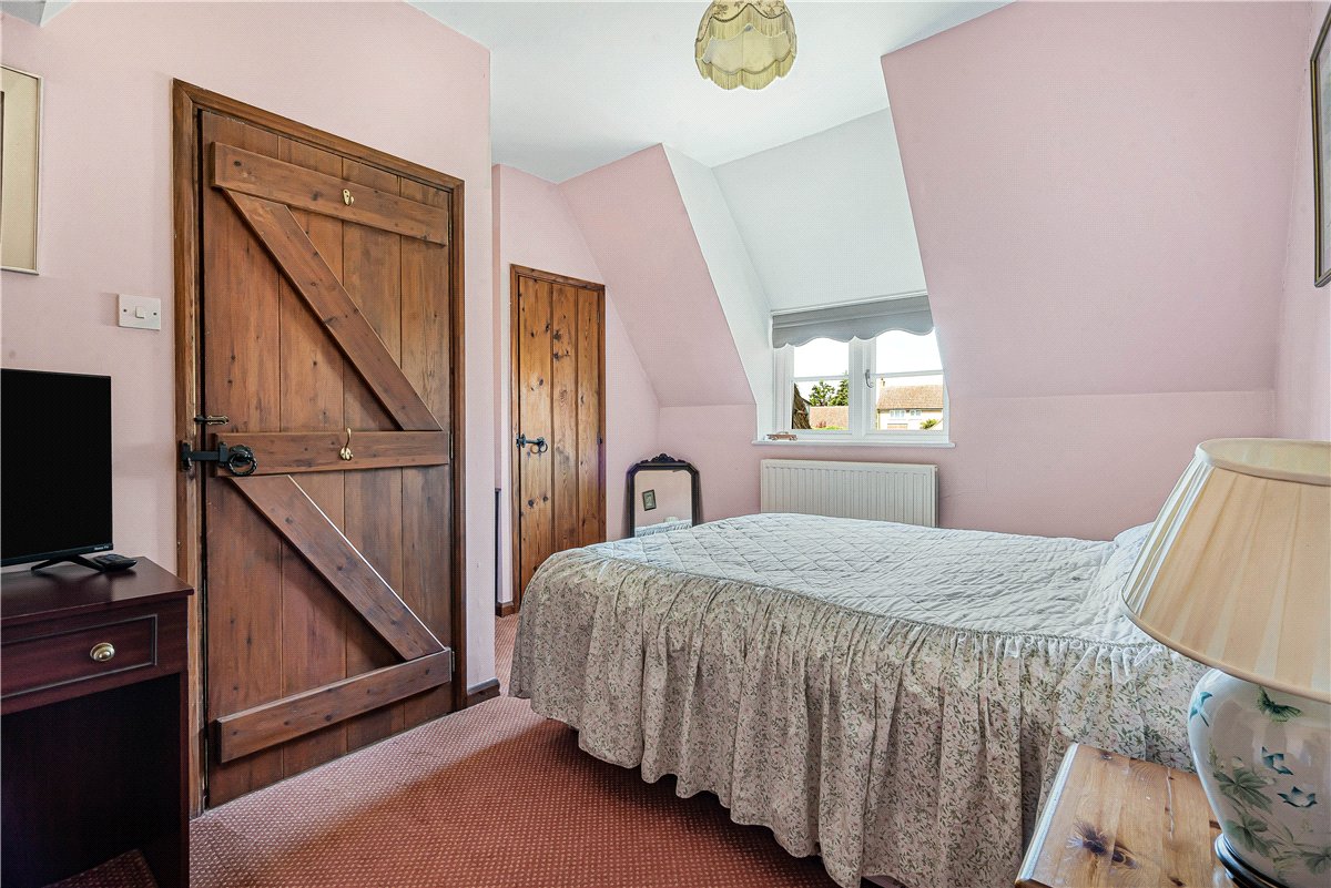 4 bedroom Cottage, Station Road, Melbourn, SG8 - Available, Image 11