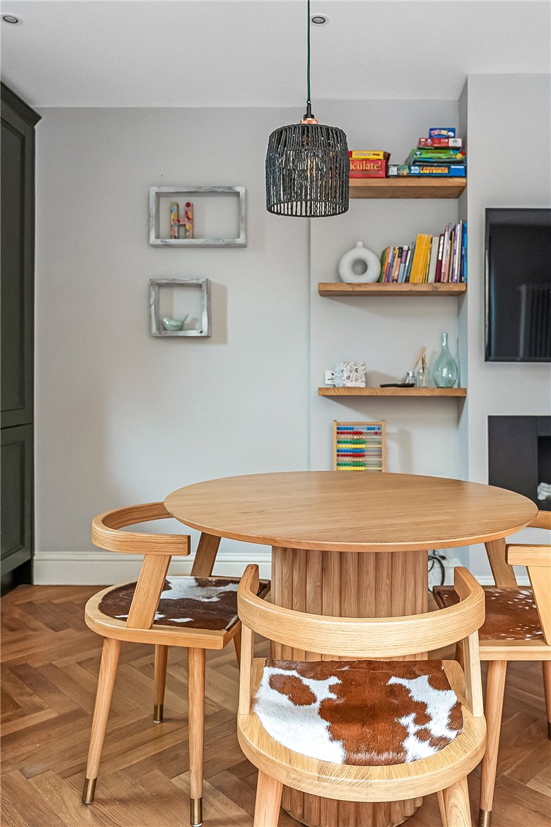 2 bedroom Flat, Renmuir Street, London, SW17 - Available, Image 12