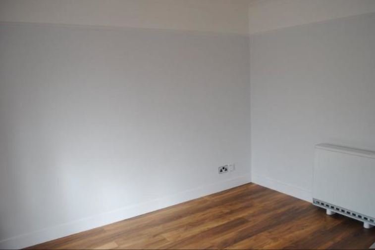 1 bedroom Flat, Caesars Court, Bethel Lane, GU9 - , Image 3