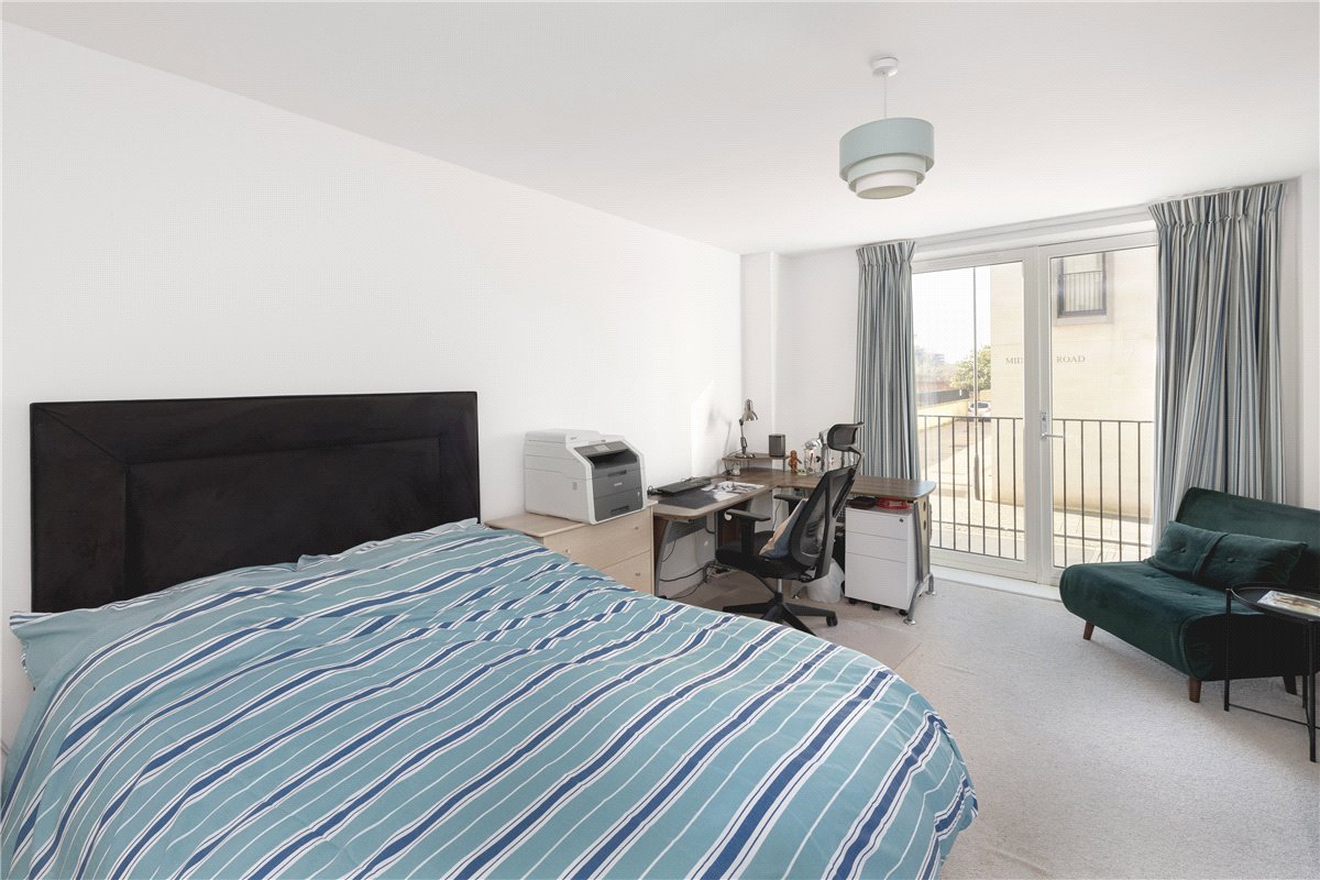 2 bedroom Flat, Midland Road, Bath, BA2 - Sold, Image 7