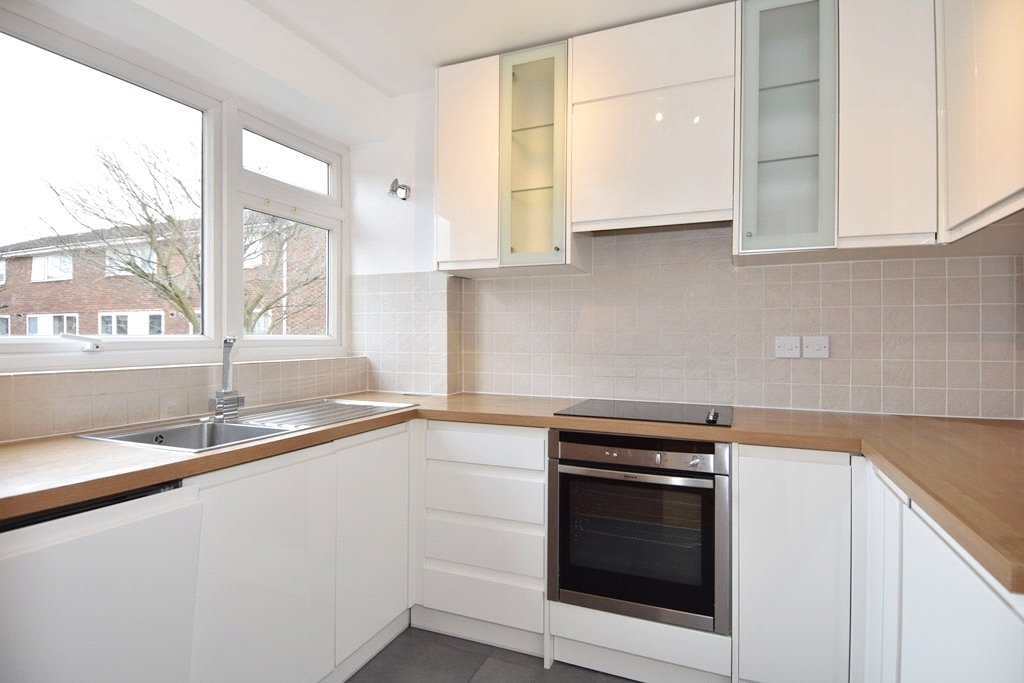 4 bedroom House, Woodville Road, Richmond, TW10 - 