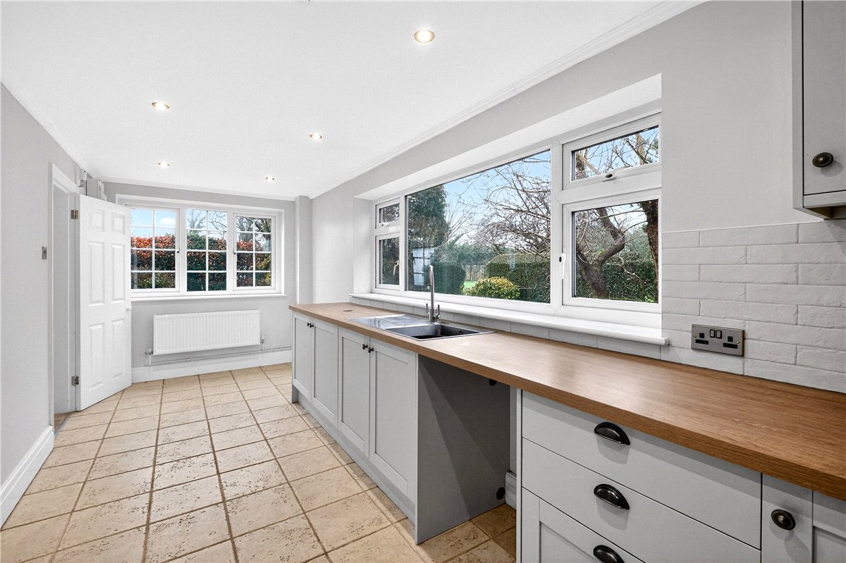5 bedroom House, Shaw Lane, Hanch, WS13 - Available, Image 9