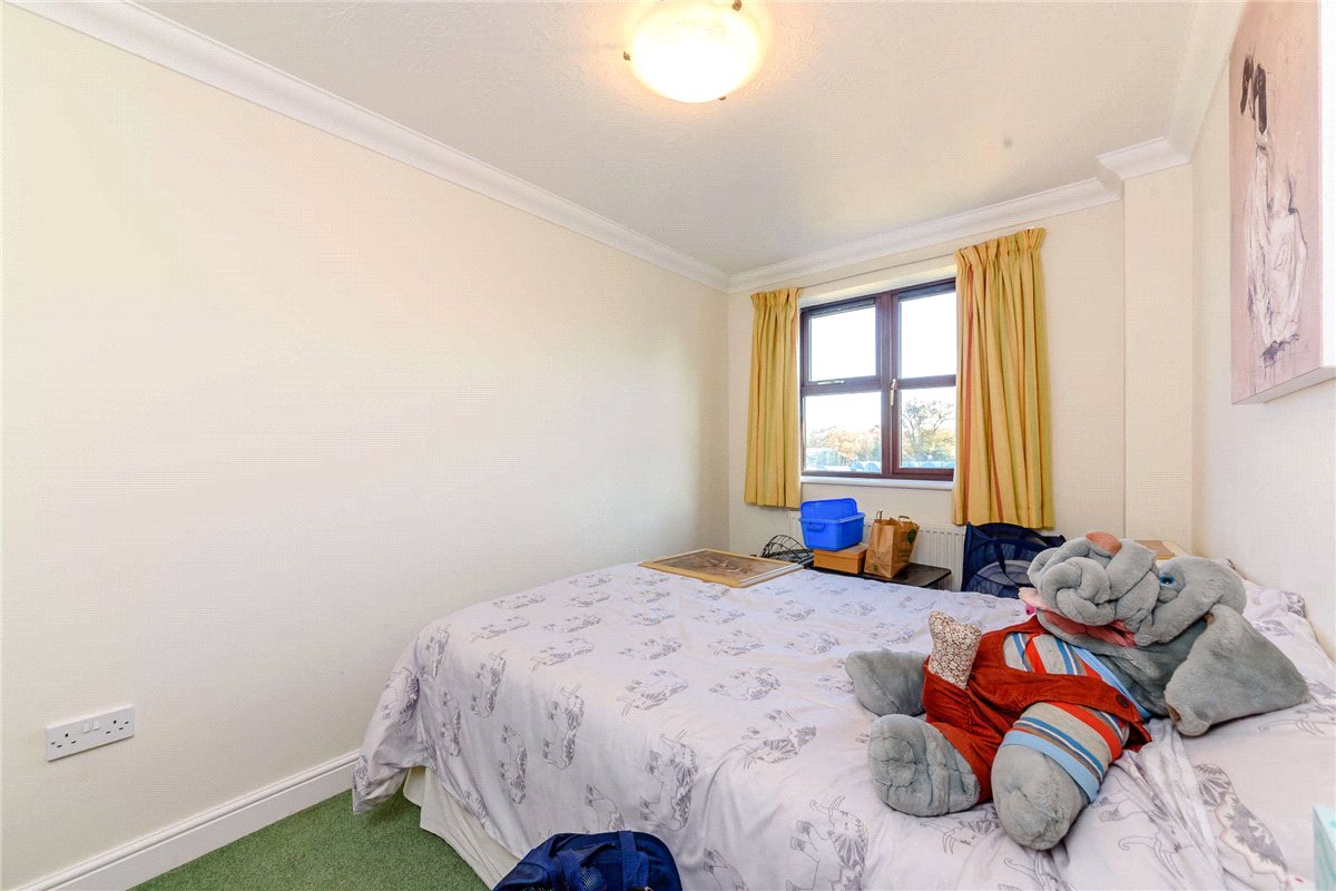 2 bedroom House, Gore End Road, Ball Hill, RG20 - , Image 6