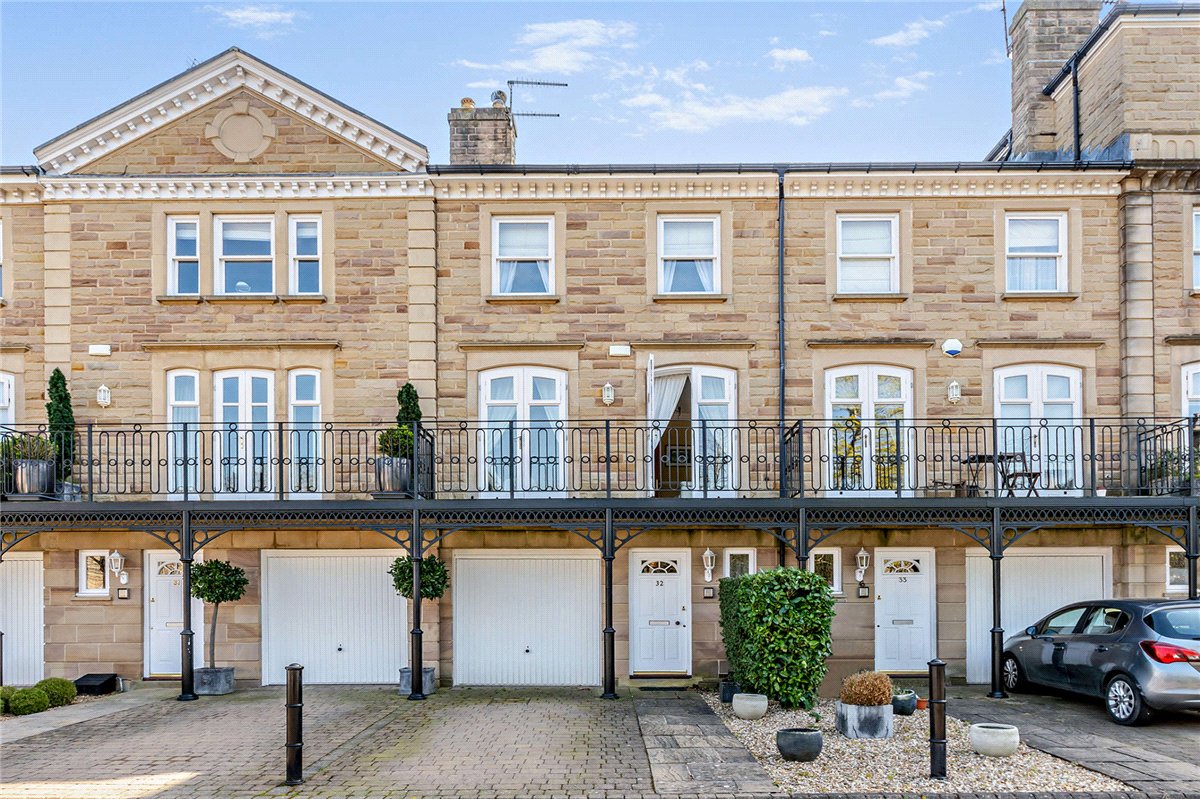 4 bedroom House, Queens Gate, Harrogate, HG1 - Available, Image 2
