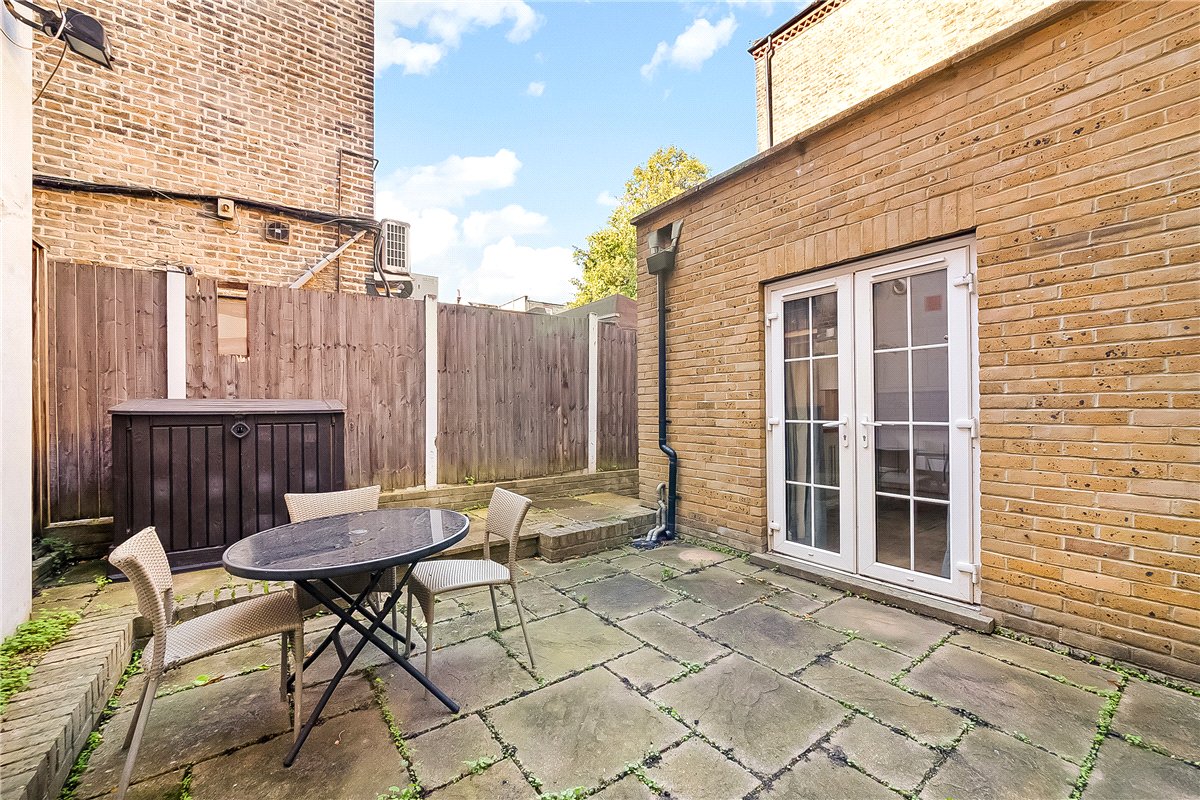 3 bedroom House, Mexfield Road, London, SW15 - Available, Image 4