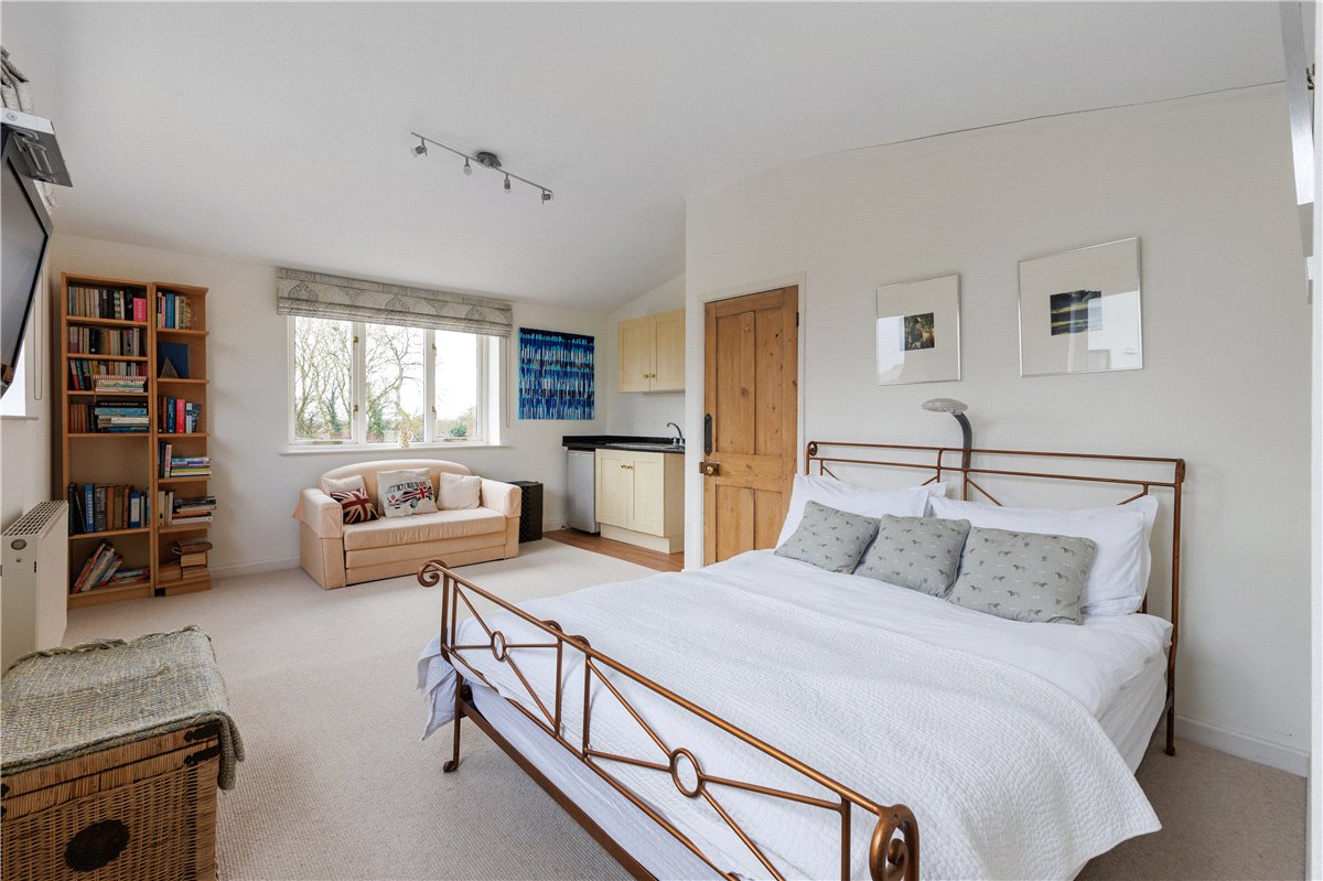 6 bedroom House, Broad Hinton, Swindon, SN4 - Sold, Image 20