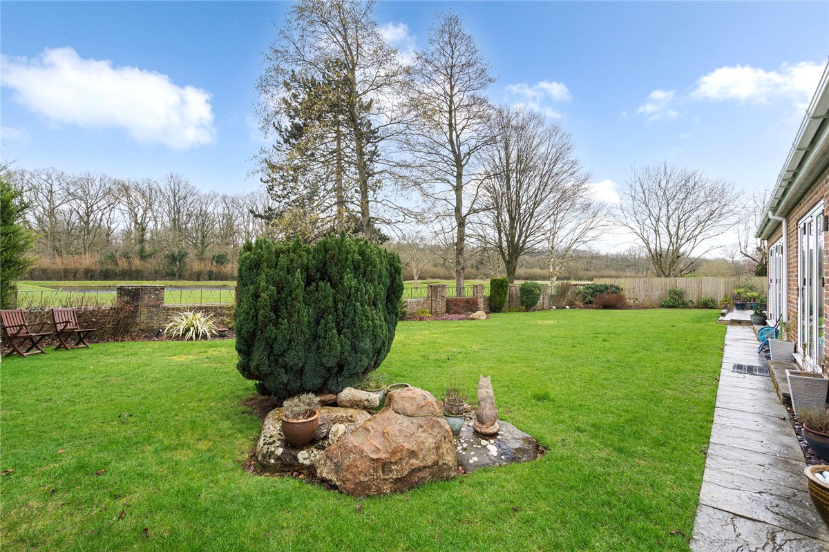 4 bedroom House, Brettingham Gate, Broome Manor, Swindon, SN3 - Available, Image 1
