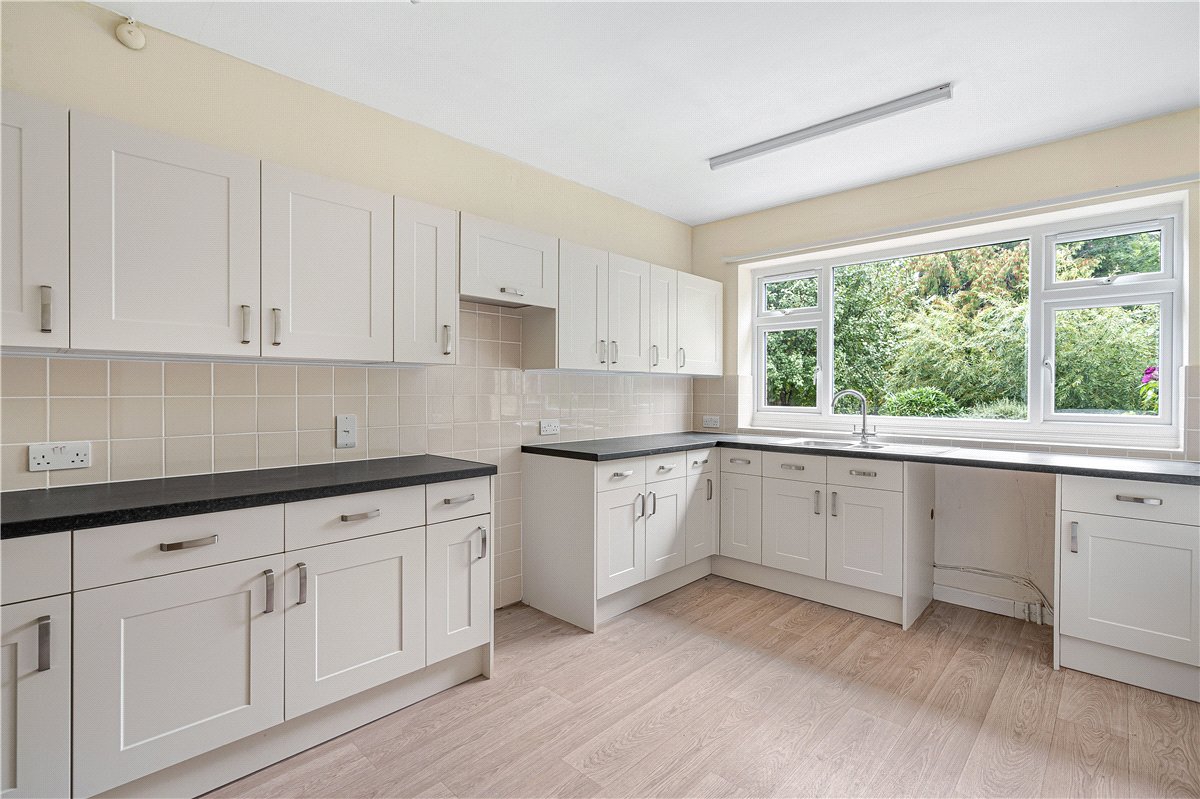 4 bedroom House, Warborough Road, Letcombe Regis, OX12 - Available, Image 4