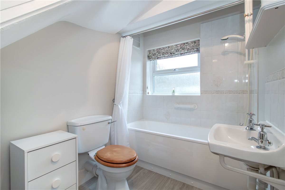 2 bedroom House, Ulfgar Road, Oxford, OX2 - Let Agreed, Image 9