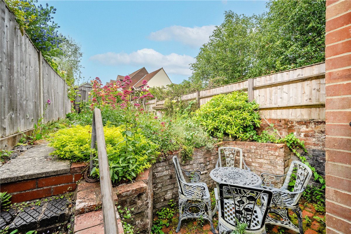 2 bedroom House, Hyde Close, Winchester, SO23 - Sold, Image 5