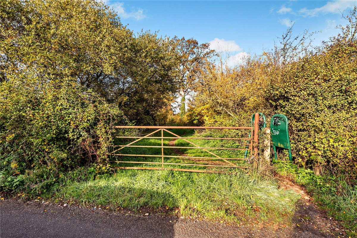 4.21  Land, Newbury, Berkshire, RG14 - Sold STC, Image 1