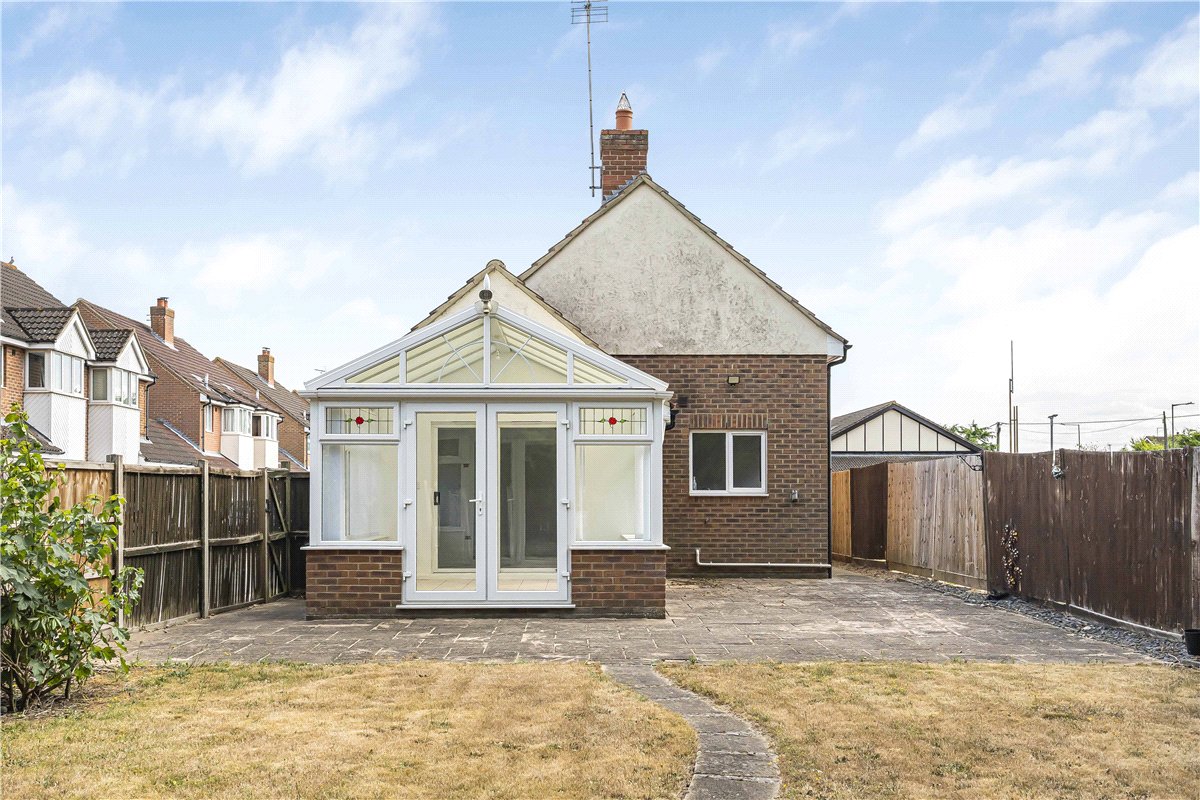 2 bedroom Bungalow, Pantile Close, Witham, CM8 - Let Agreed, Image 11
