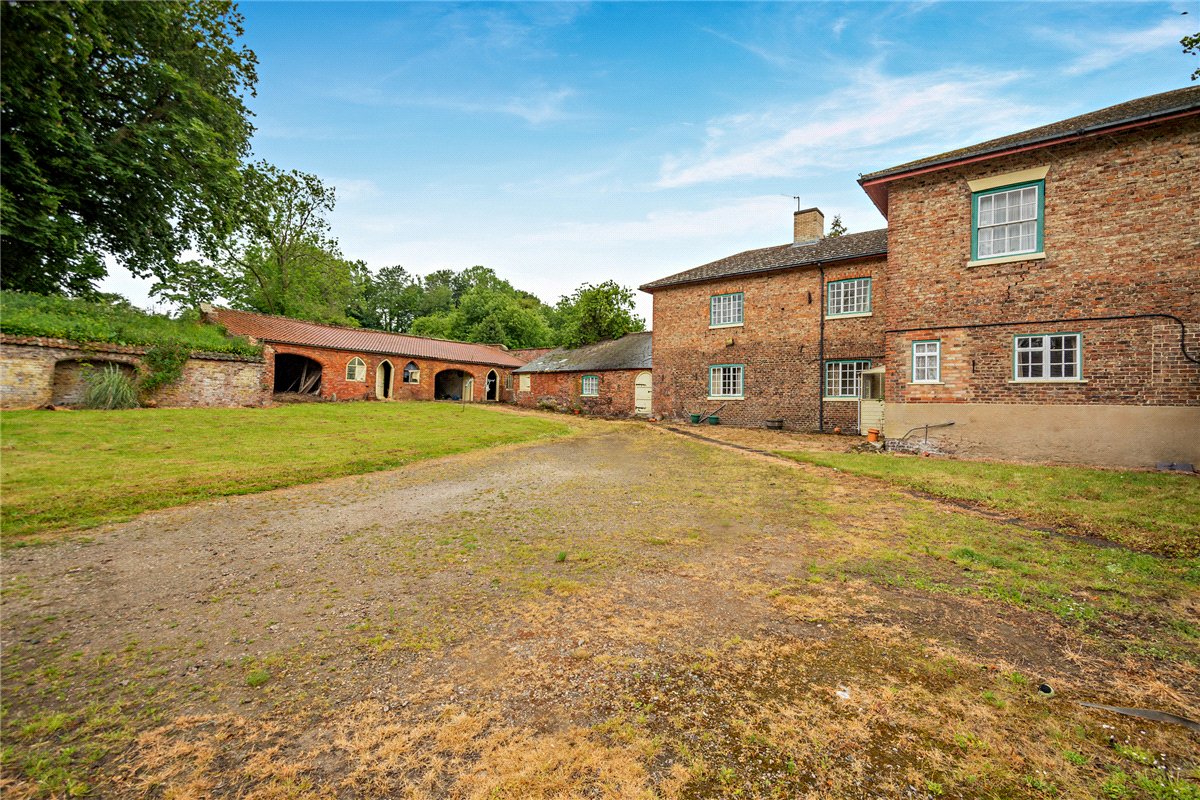   Farm, Bassett House Farm, Thorpe Bassett, YO17 - Available, Image 18