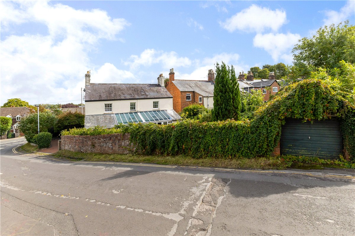4 bedroom House, Salisbury Road, Marlborough, SN8 - Sold STC, Image 1