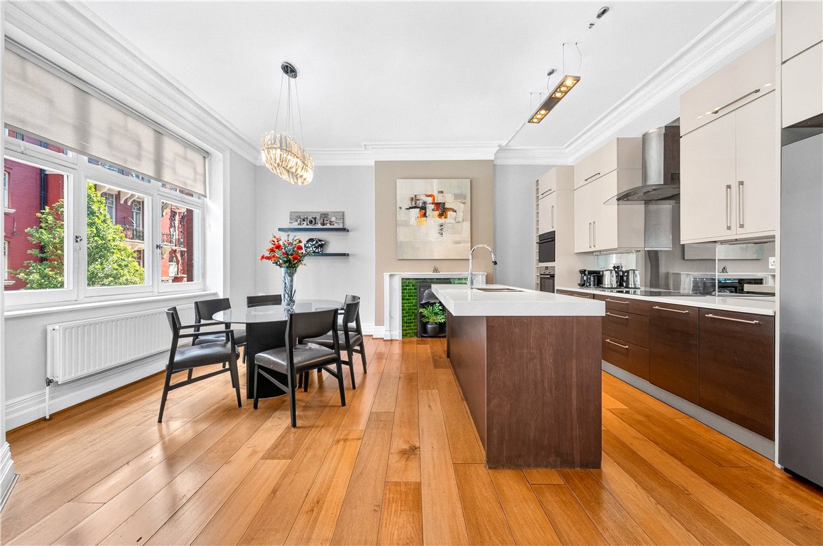 3 bedroom Flat, Cabbell Street, London, NW1 - Available