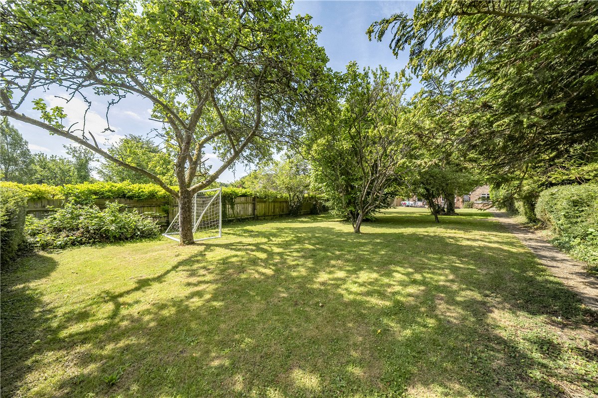 3 bedroom House, Burnett Close, Winchester, SO22 - Sold, Image 9