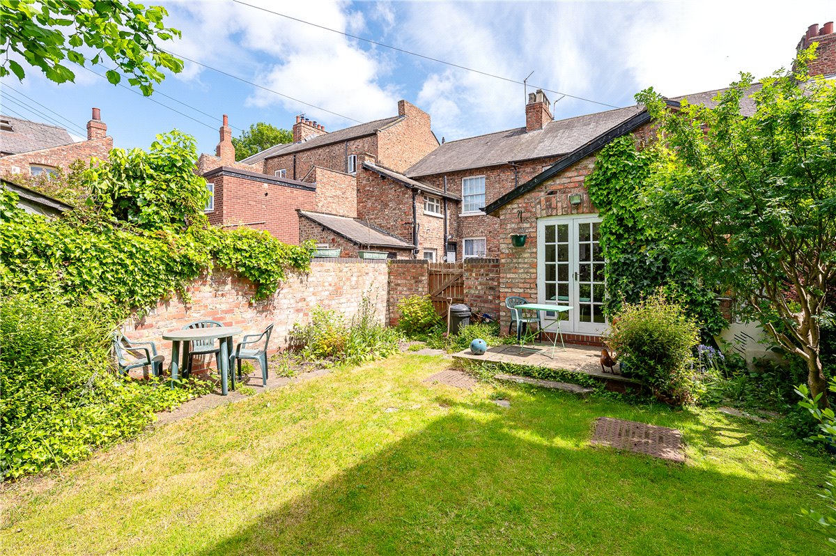 10 bedroom House, Fulford Road, York, YO10 - Sold STC, Image 1