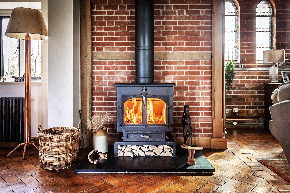 4 bedroom House, Woodlands, Bramdean, SO24 - Available, Image 8
