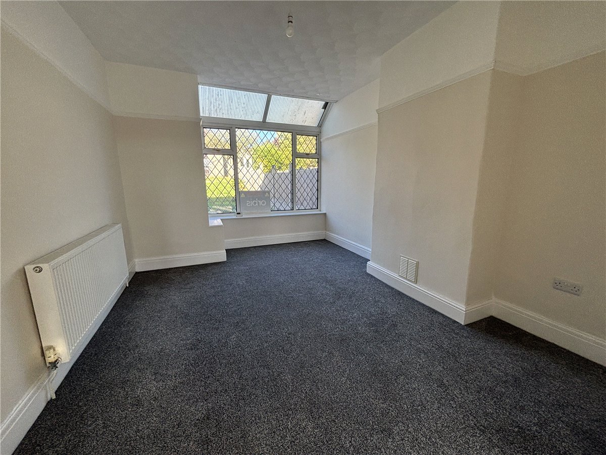 3 bedroom House, Doncaster Road, Mexborough, S64 - Available, Image 3