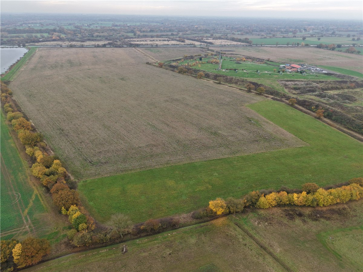   Land, Park Lane, West Cowick, DN14 - Available