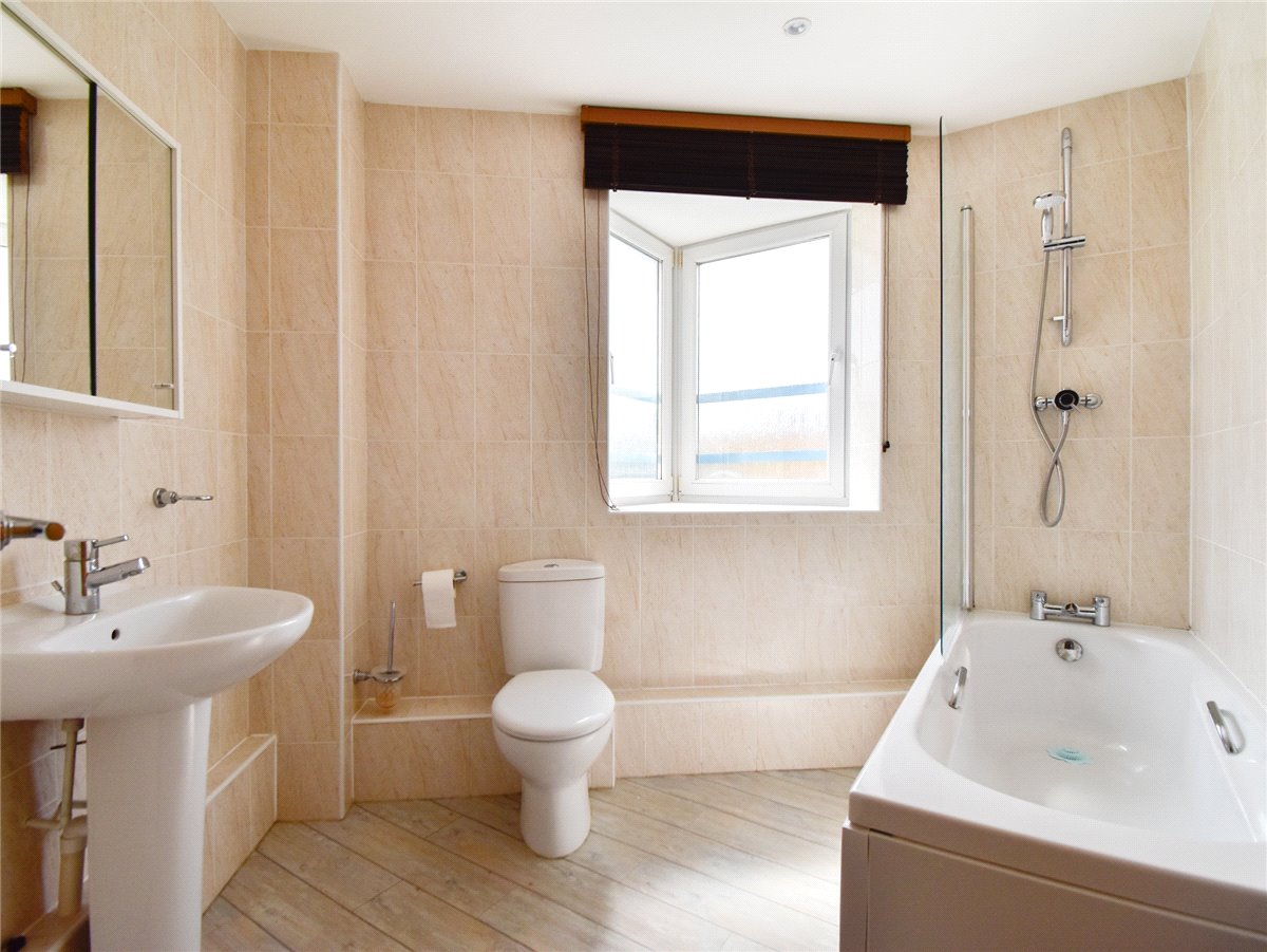 2 bedroom Flat, Warren Close, Cambridge, CB2 - Available, Image 4