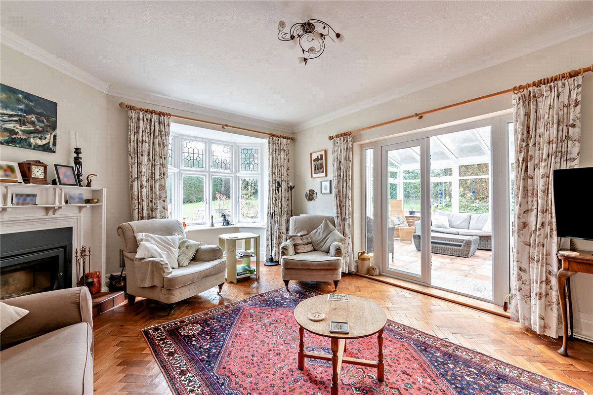 5 bedroom House, Andover Road, Newbury, RG14 - Available, Image 9