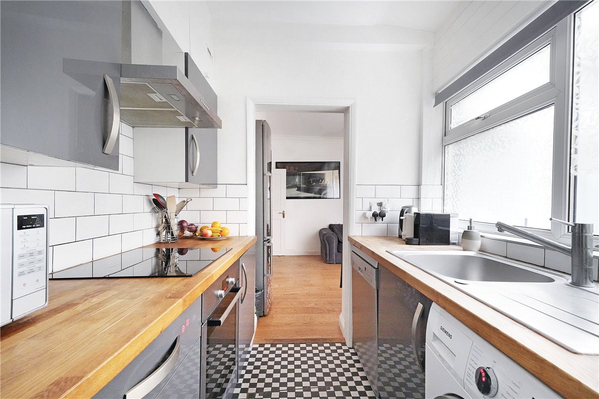 2 bedroom Flat, Warwick Way, Pimlico, SW1V - Available, Image 1