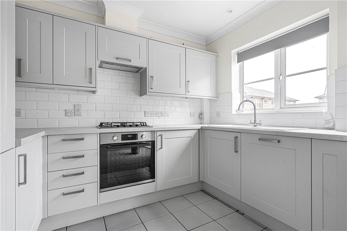 2 bedroom Flat, Grandpont Place, Longford Close, OX1 - , Image 2