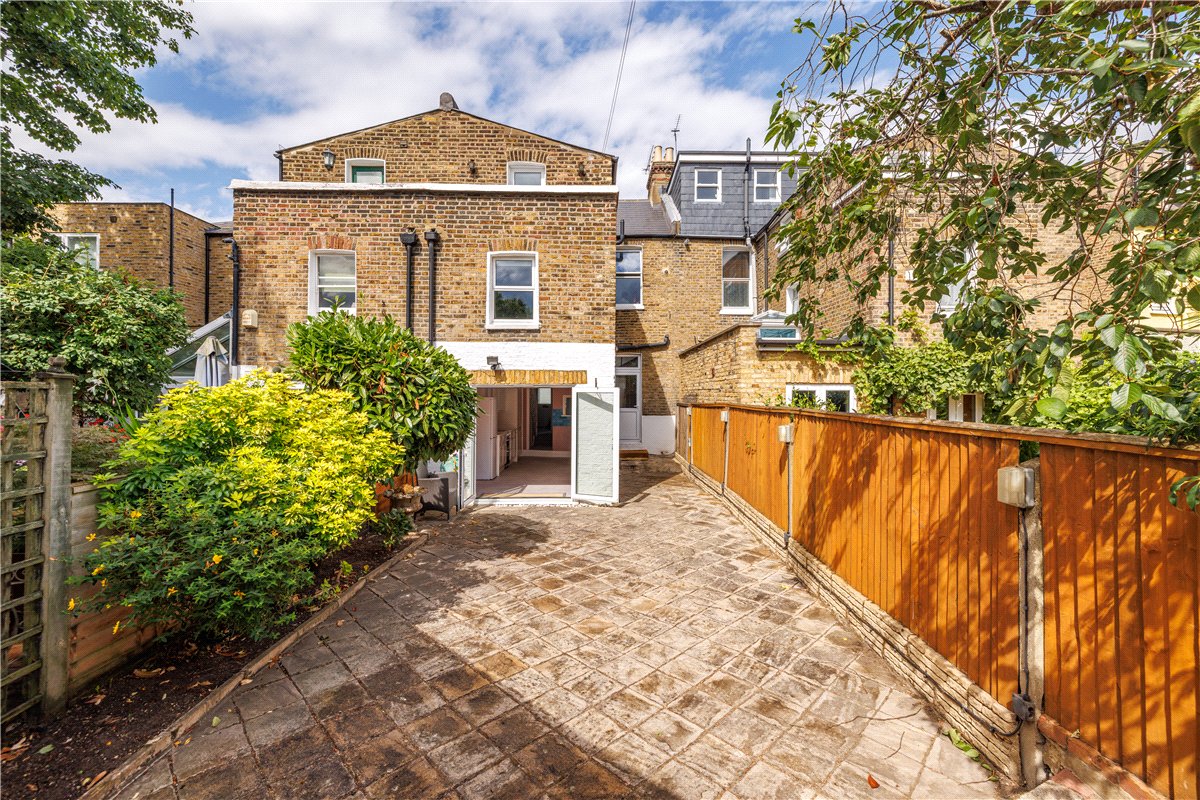 4 bedroom House, Southfields Road, London, SW18 - Available, Image 3
