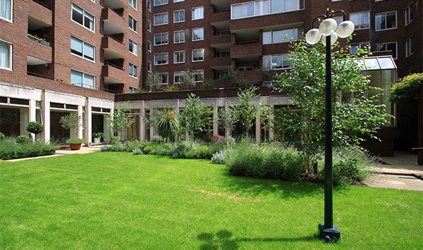 2 bedroom Flat, Ebury Street, London, SW1W - Available, Image 1