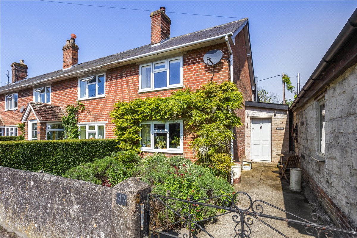 3 bedroom House, The Street, All Cannings, SN10 - Available, Image 3