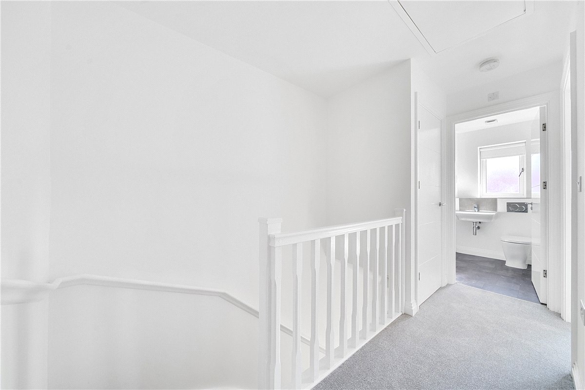 2 bedroom House, Fearnley Close, Glebe Farm, MK17 - , Image 10
