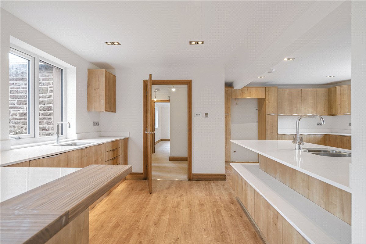 6 bedroom Barn Conversion, Skirsgill Lane, Eamont Bridge, CA10 - Available, Image 28