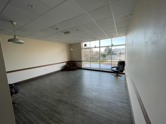 94.91 Sq M, 96 High Street, Weston-super-Mare, BS23 - Available, Image 2