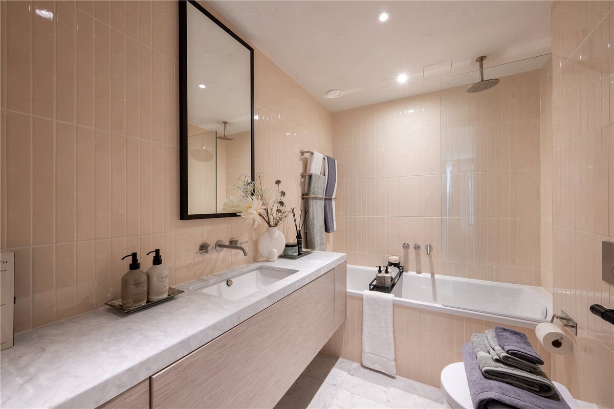 5 bedroom Flat, Waterfront Drive, Chelsea Waterfront, SW10 - Available, Image 5