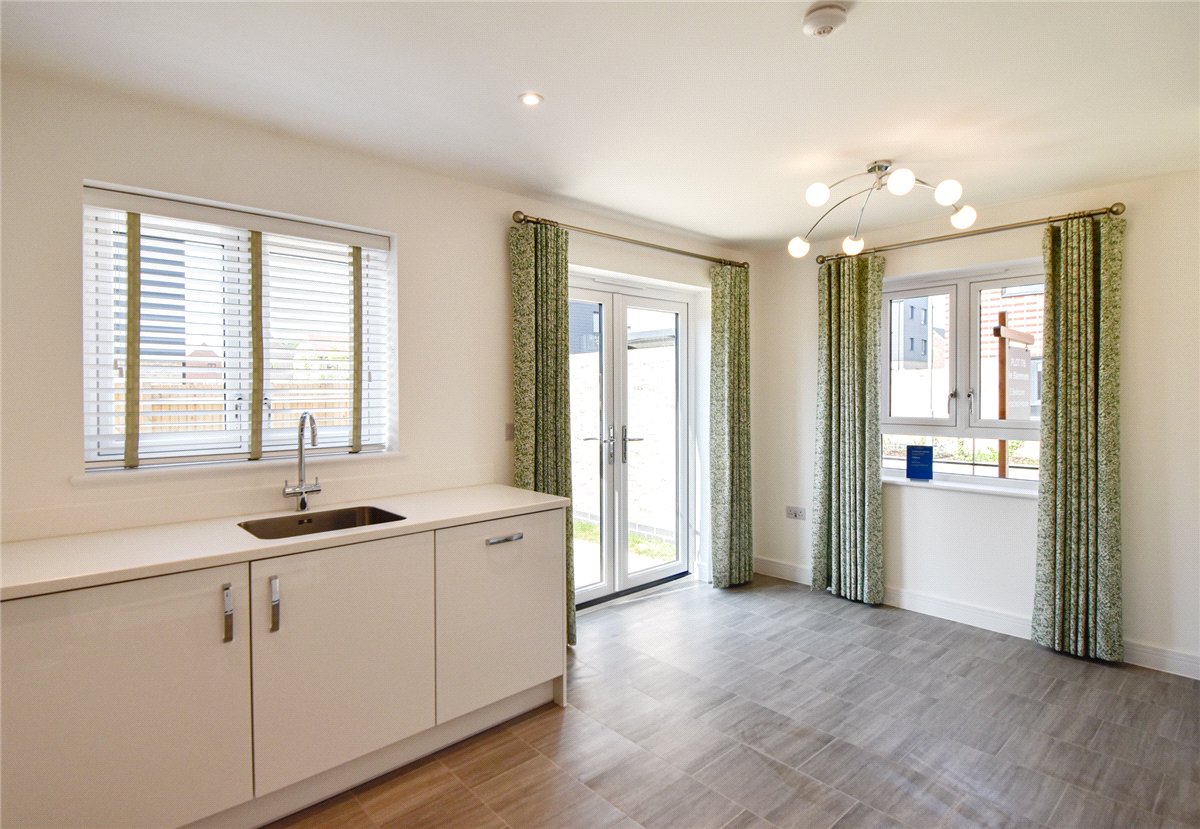 3 bedroom House, Saffron Way, Cherry Hinton, CB1 - Available, Image 3