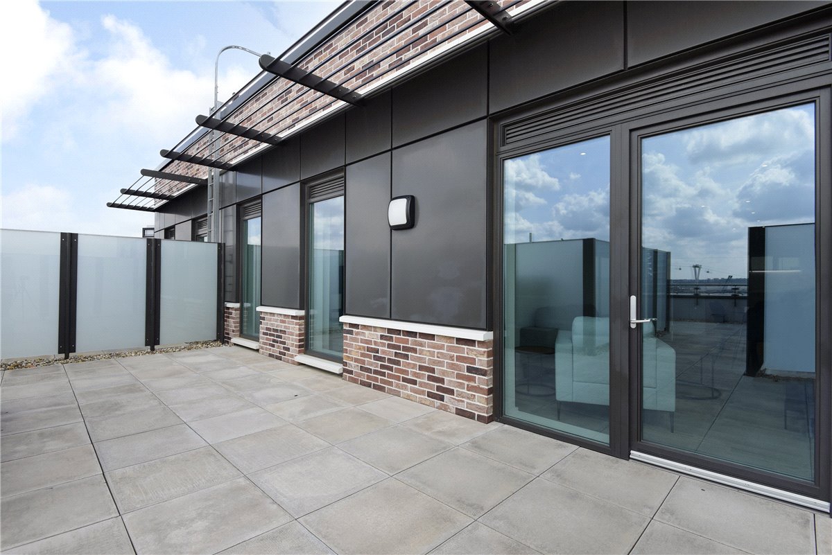 2 bedroom Flat, Heartwell Avenue, London, E16 - Let Agreed, Image 9