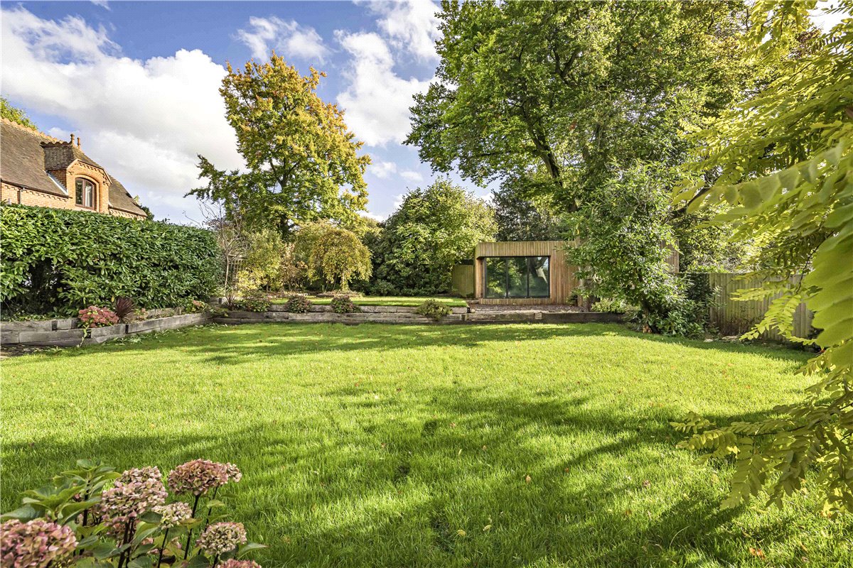 5 bedroom House, Church Road, Horspath, OX33 - , Image 10