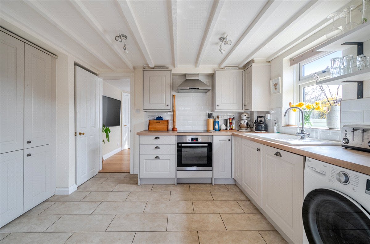 2 bedroom House, Dyers Yard, Ramsbury, SN8 - Available, Image 3