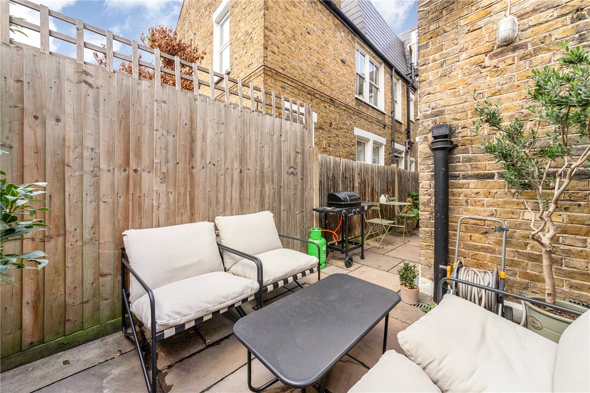 2 bedroom Maisonette, Yukon Road, London, SW12 - Available, Image 4