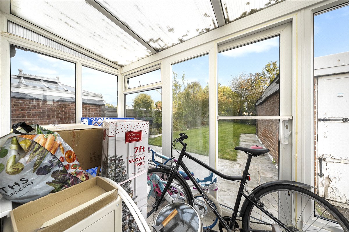 3 bedroom Bungalow, Abbots Gait, Huntington, YO32 - Available, Image 16