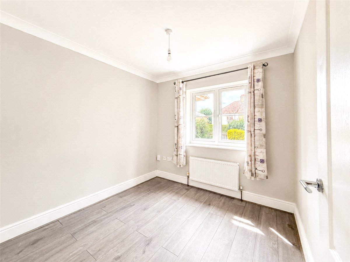 4 bedroom Bungalow, High Street, Longstanton, CB24 - Available, Image 10