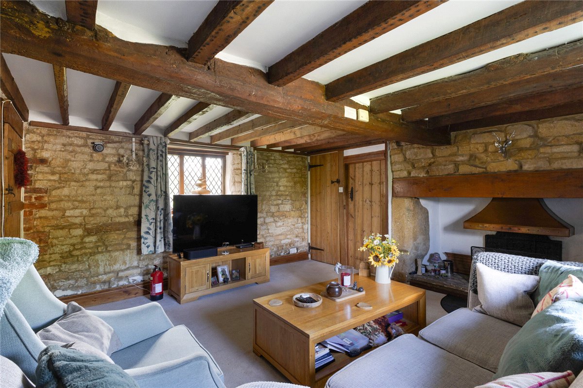 3 bedroom House, Park Lane, Cherhill, SN11 - Available, Image 1