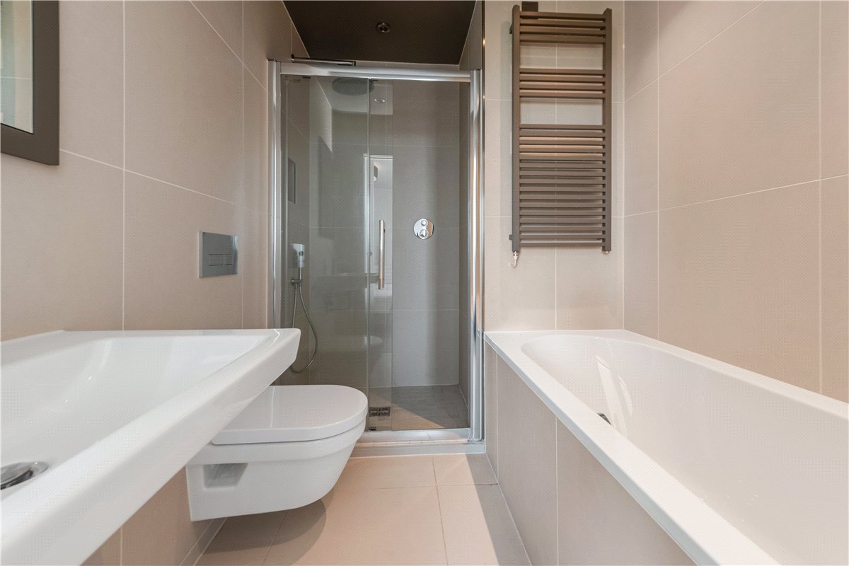 2 bedroom Flat, The Stonebow, York, YO1 - Available, Image 8