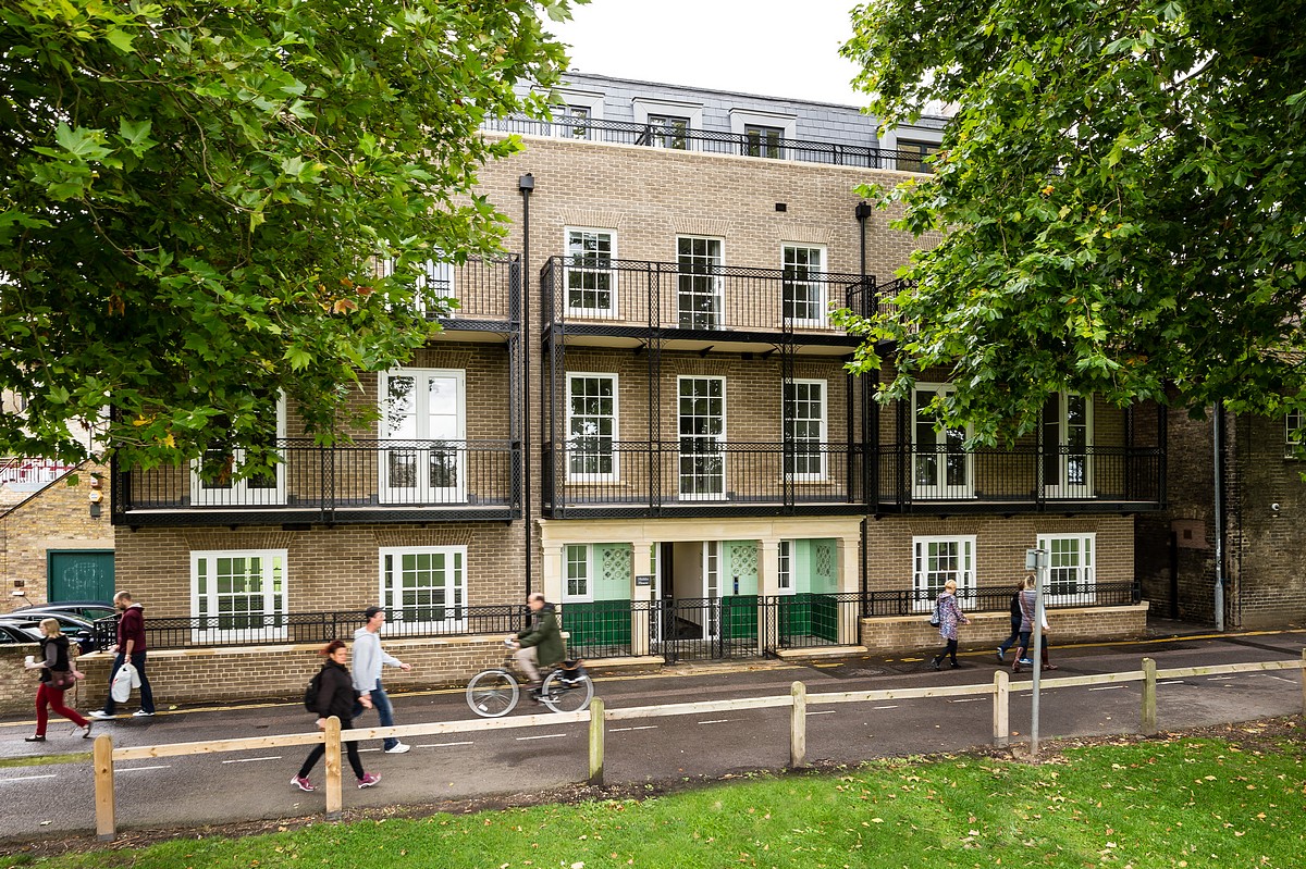 2 bedroom Flat, Hobbs House, 18-19 Regent Terrace, CB2 - 
