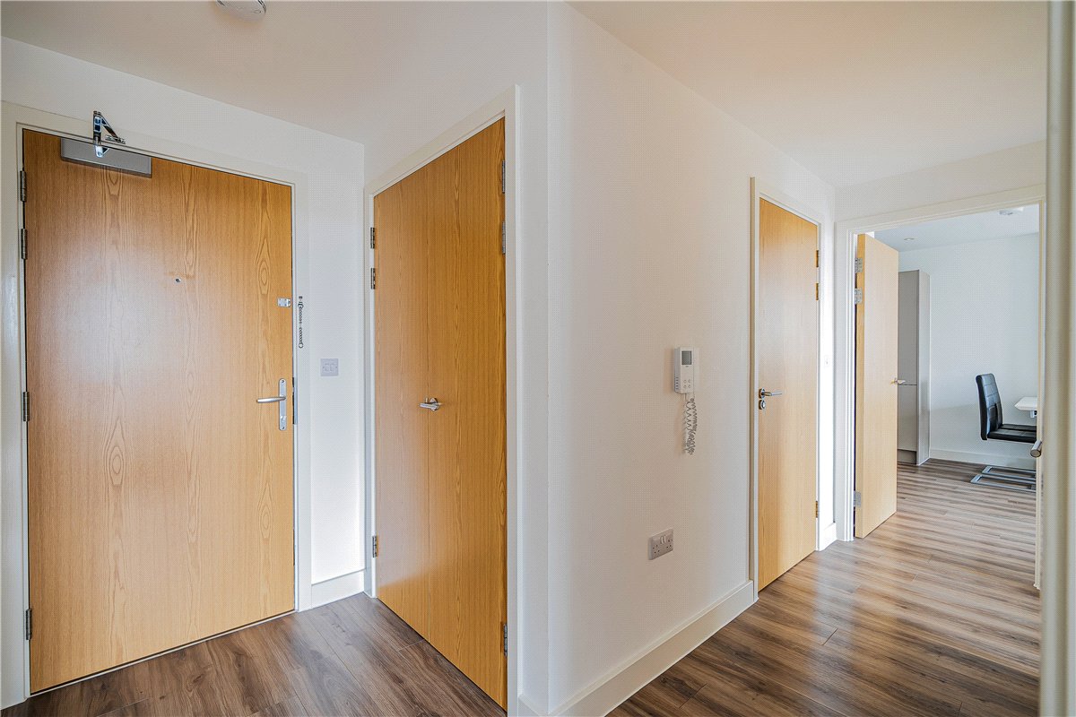 2 bedroom Flat, Midland Road, Bath, BA2 - Sold, Image 4