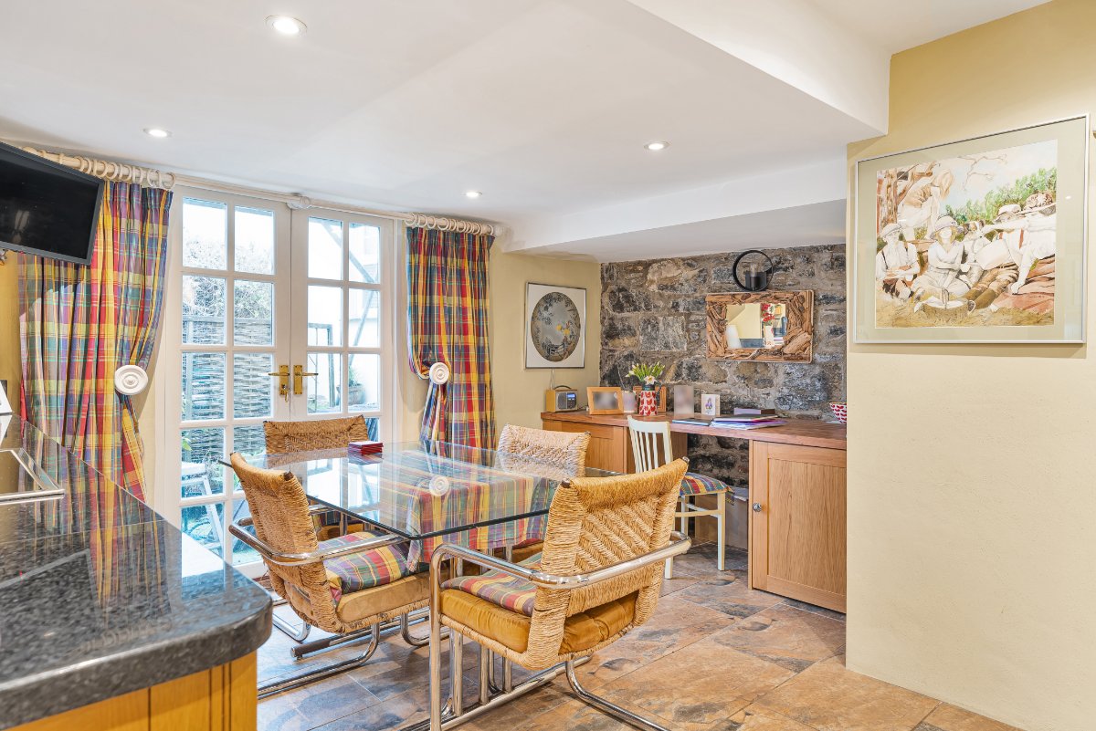 5 bedroom House, Lender Lane, Mullion, TR12 - Available, Image 34