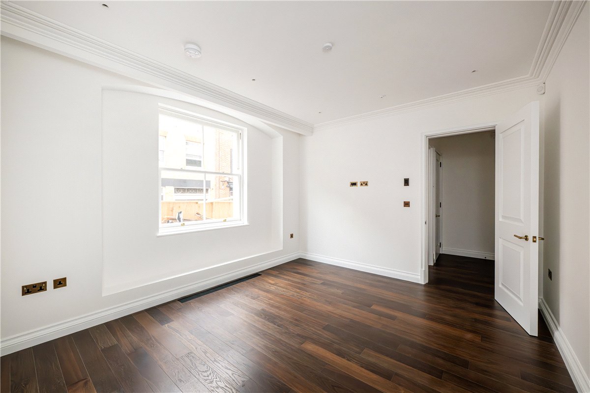 3 bedroom House, Charles Street, London, W1J - Available, Image 1