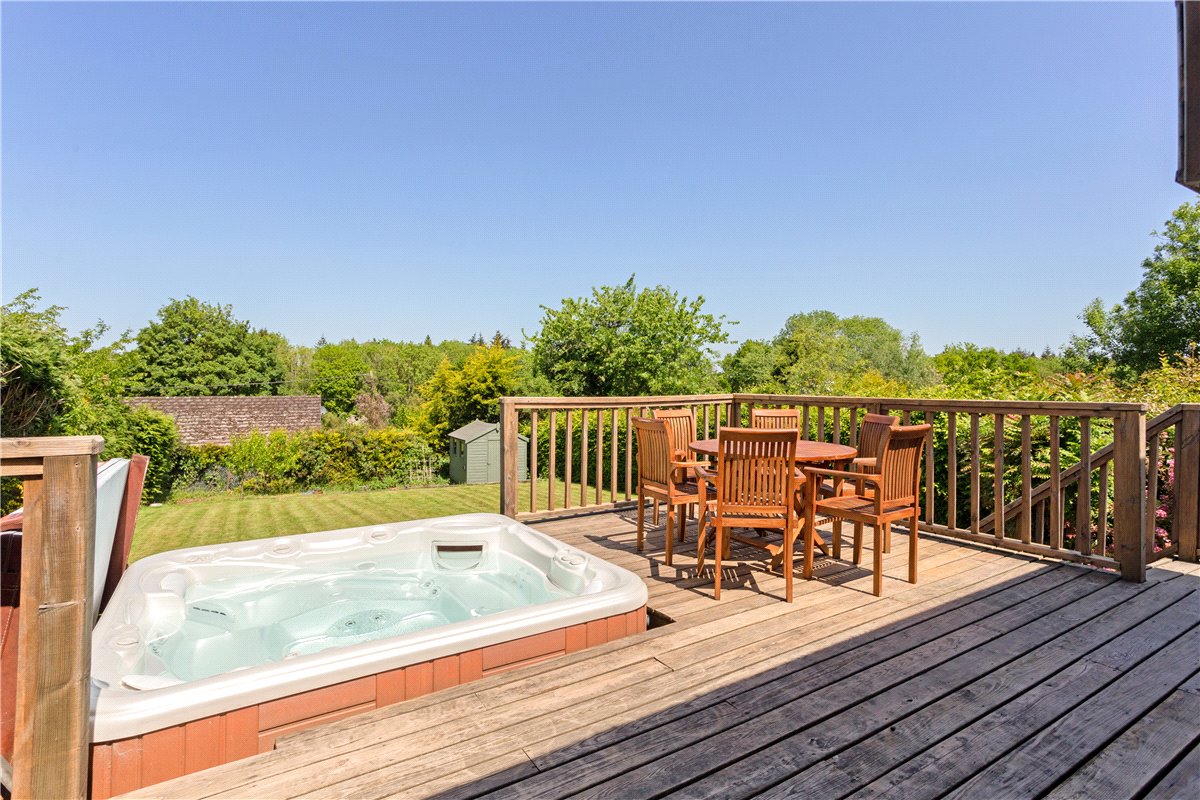 4 bedroom Bungalow, Bucklebury Alley, Cold Ash, RG18 - Sold STC, Image 1